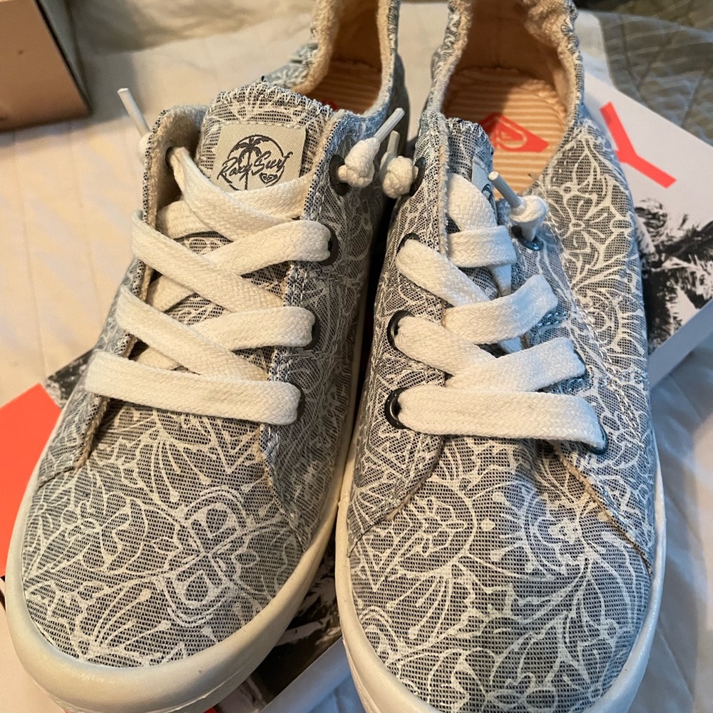 Roxy shoes